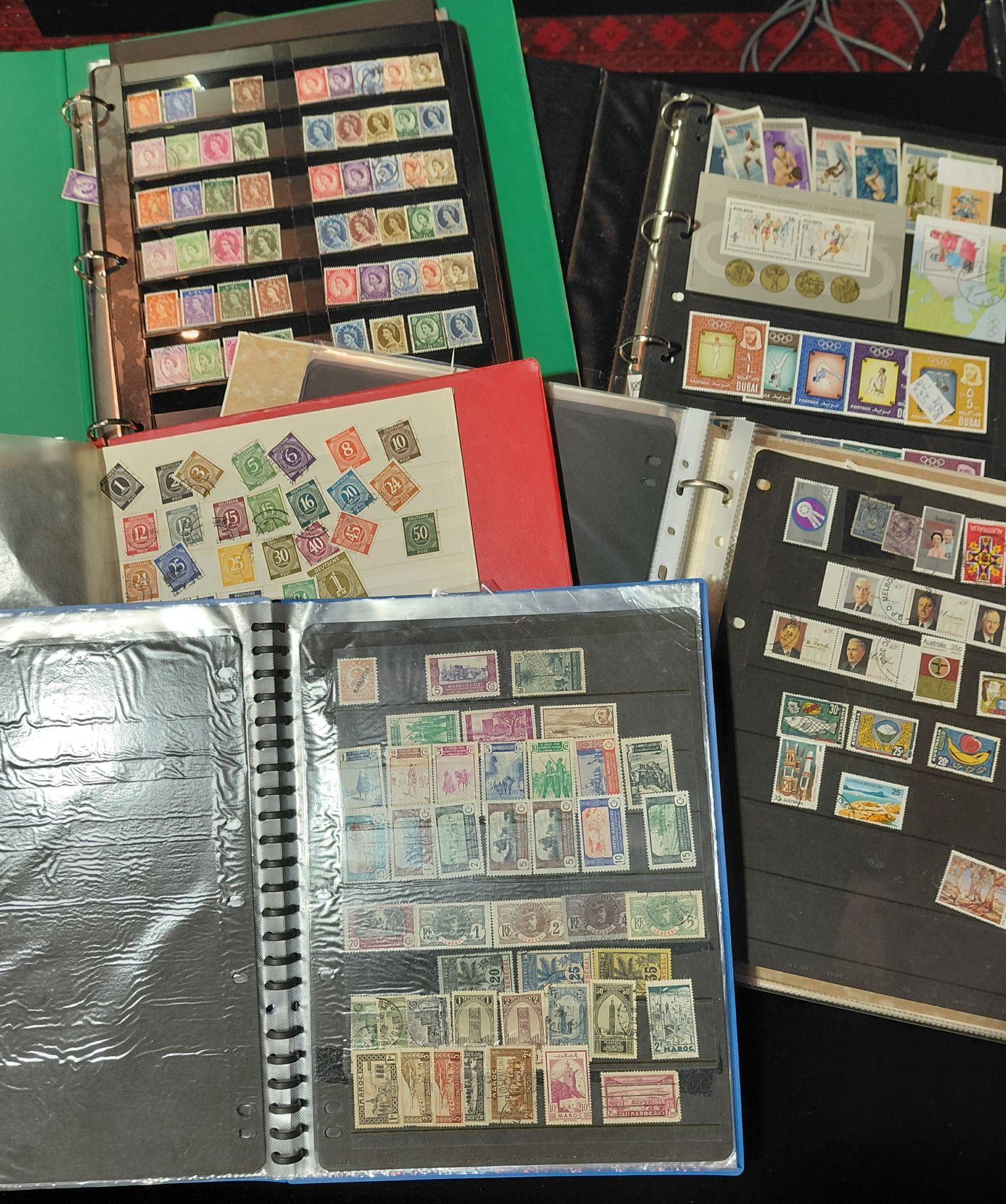 554 · STAMPS - WORLD