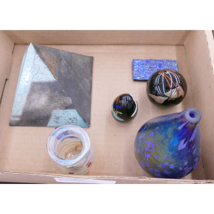 Box 6pc Art Glass Paperweights Etc