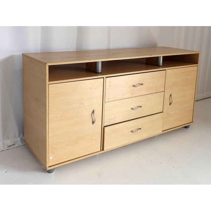SIDEBOARD