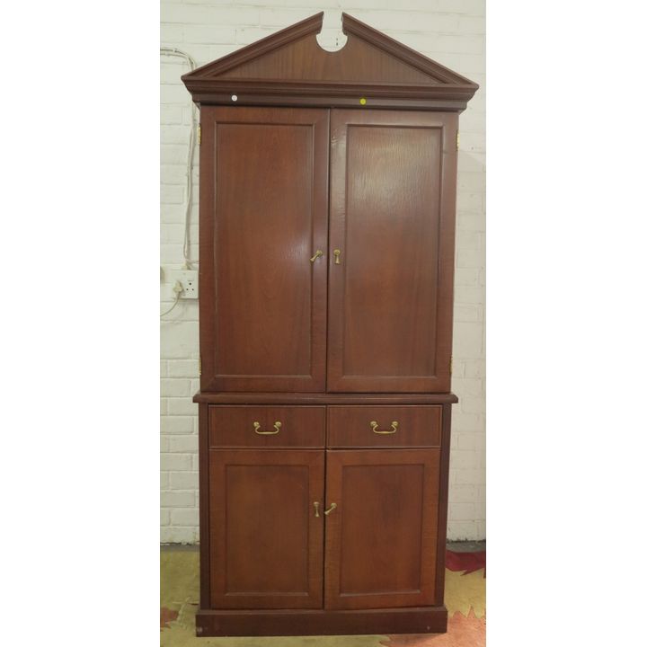 TELEVISION CABINET
