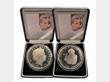 2007 SILVER PROOF DIANA ALDERNEY COIN 155G