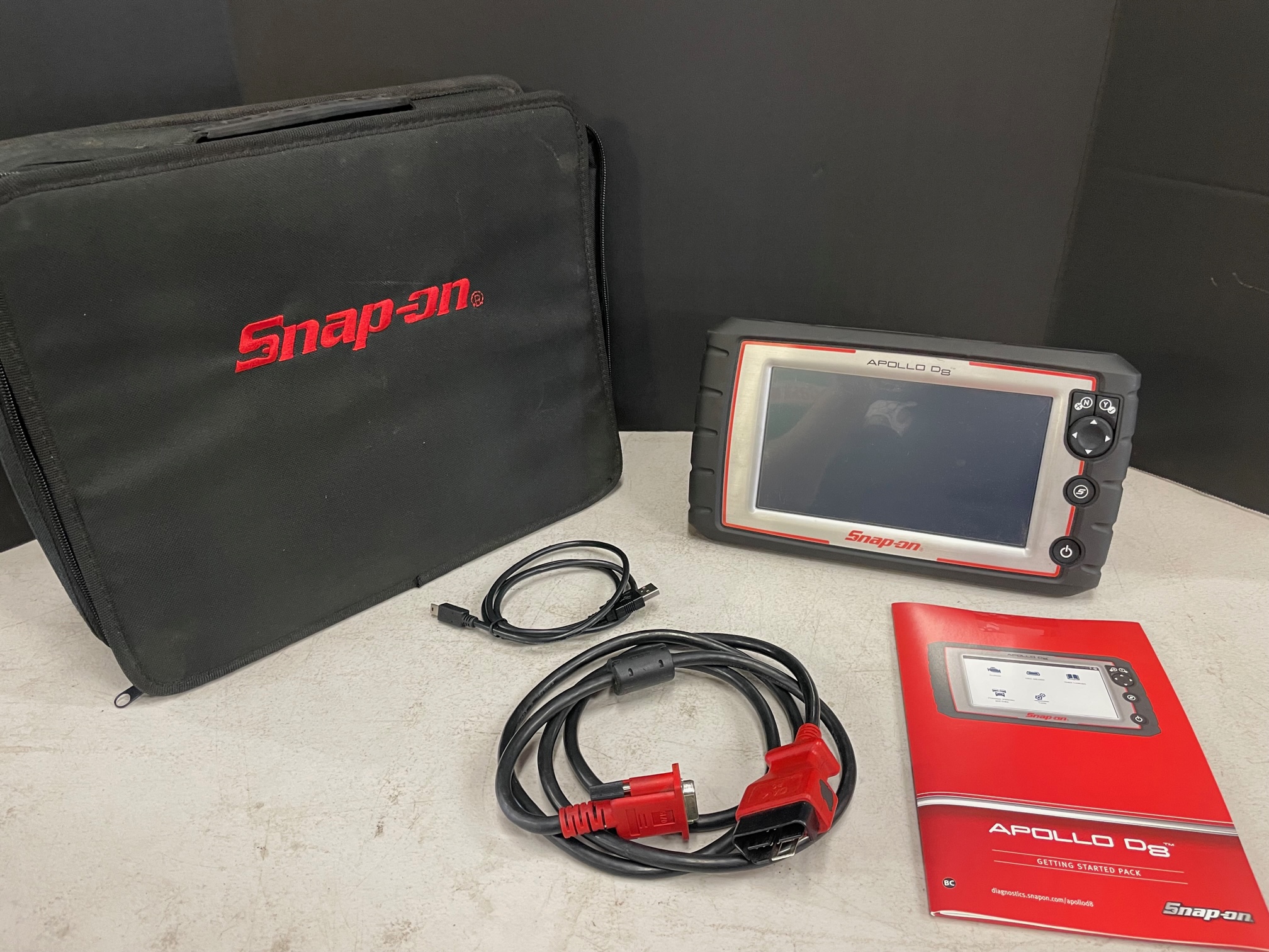 SnapOn Apollo D8 Diagnostic Scanner Daniel Clar Auctioneers