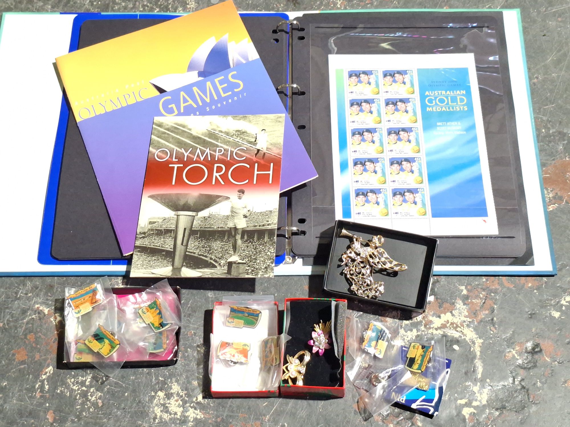 Brooches And Badges Etc