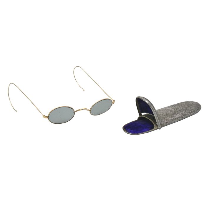 Okulary w etui