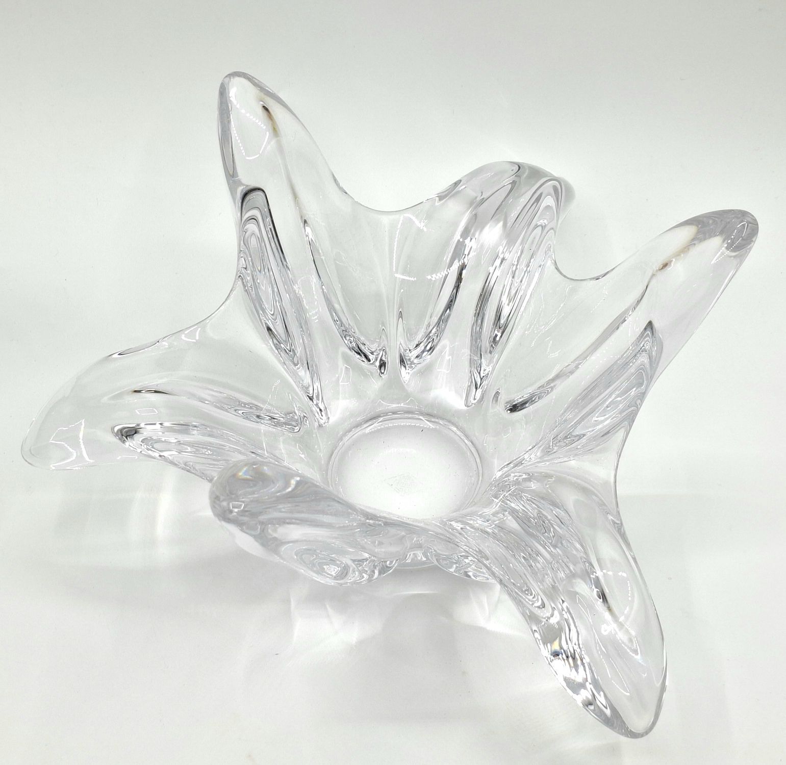 92 · FRENCH CRYSTAL BOWL