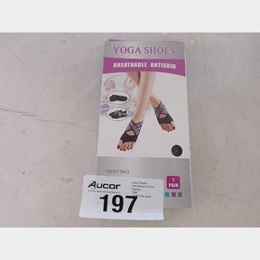 NON SLIP YOGA SOCKS ANTI-SKID SOCKS FOR PILATES BARRE DANCE -BLACK - WOMEN - 1 PAIR