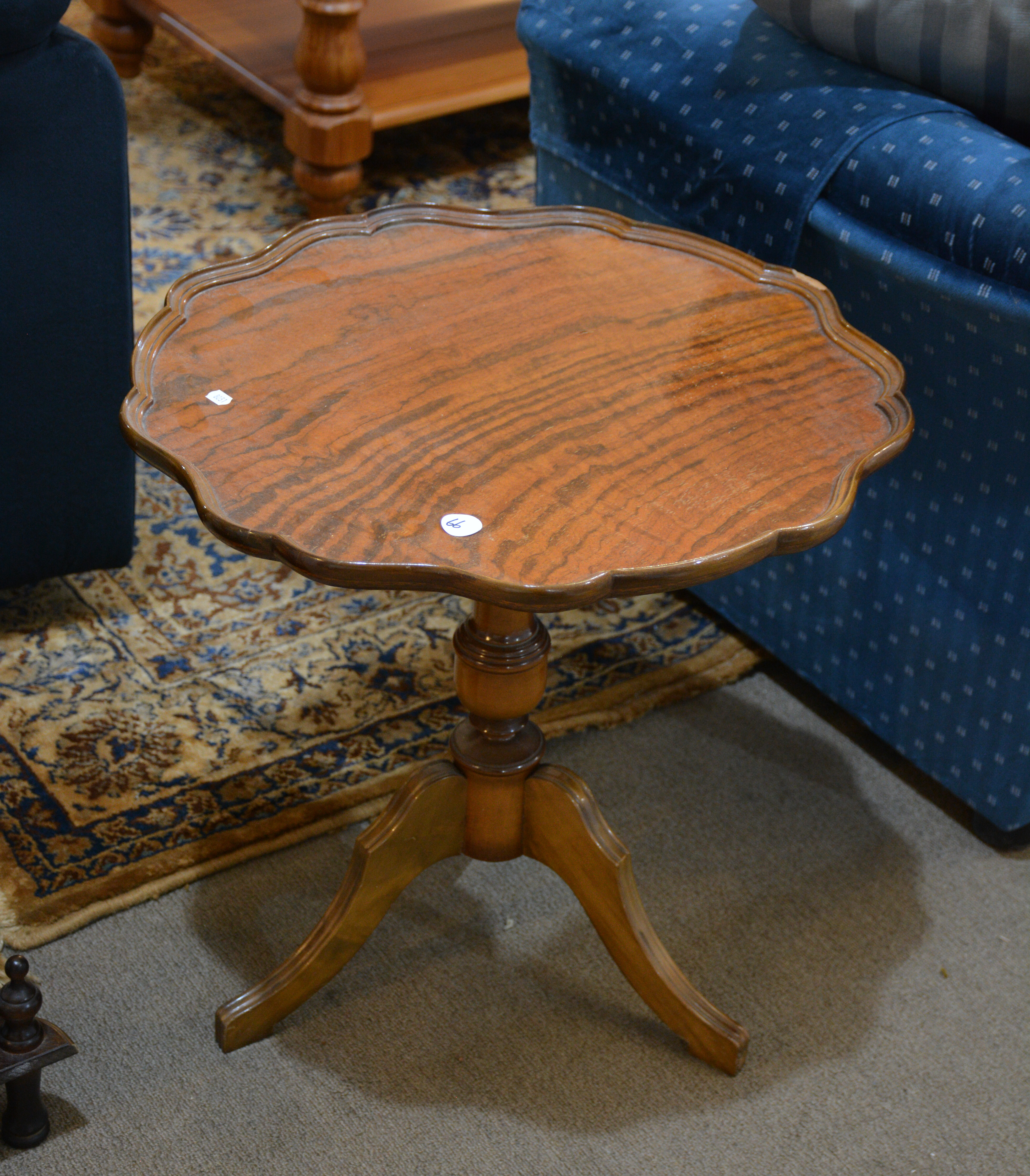 Wooden Pedestal Side Table — NZ auction result
