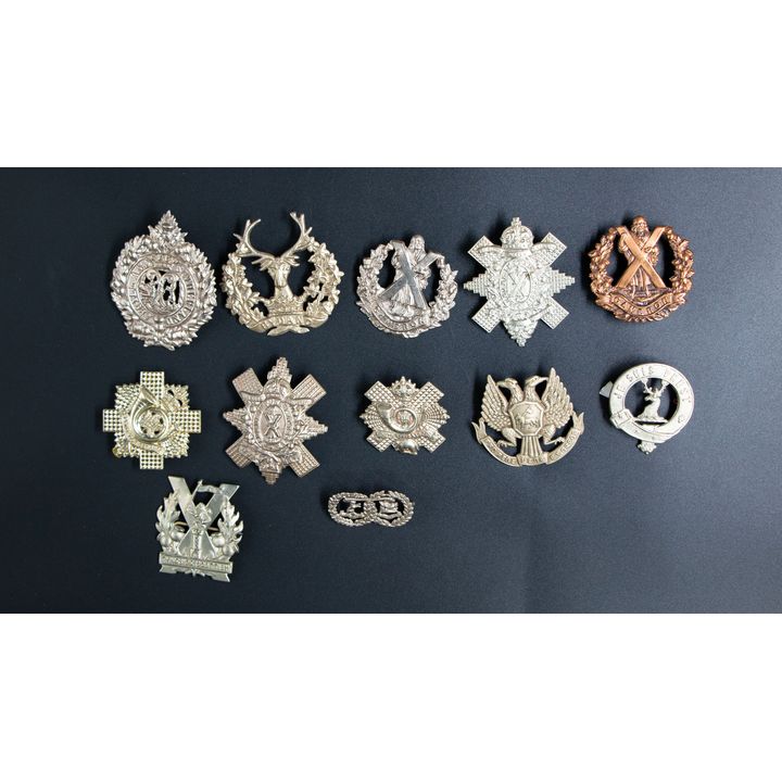BADGES - SCOTLAND, CANADA & AUSTRALIA