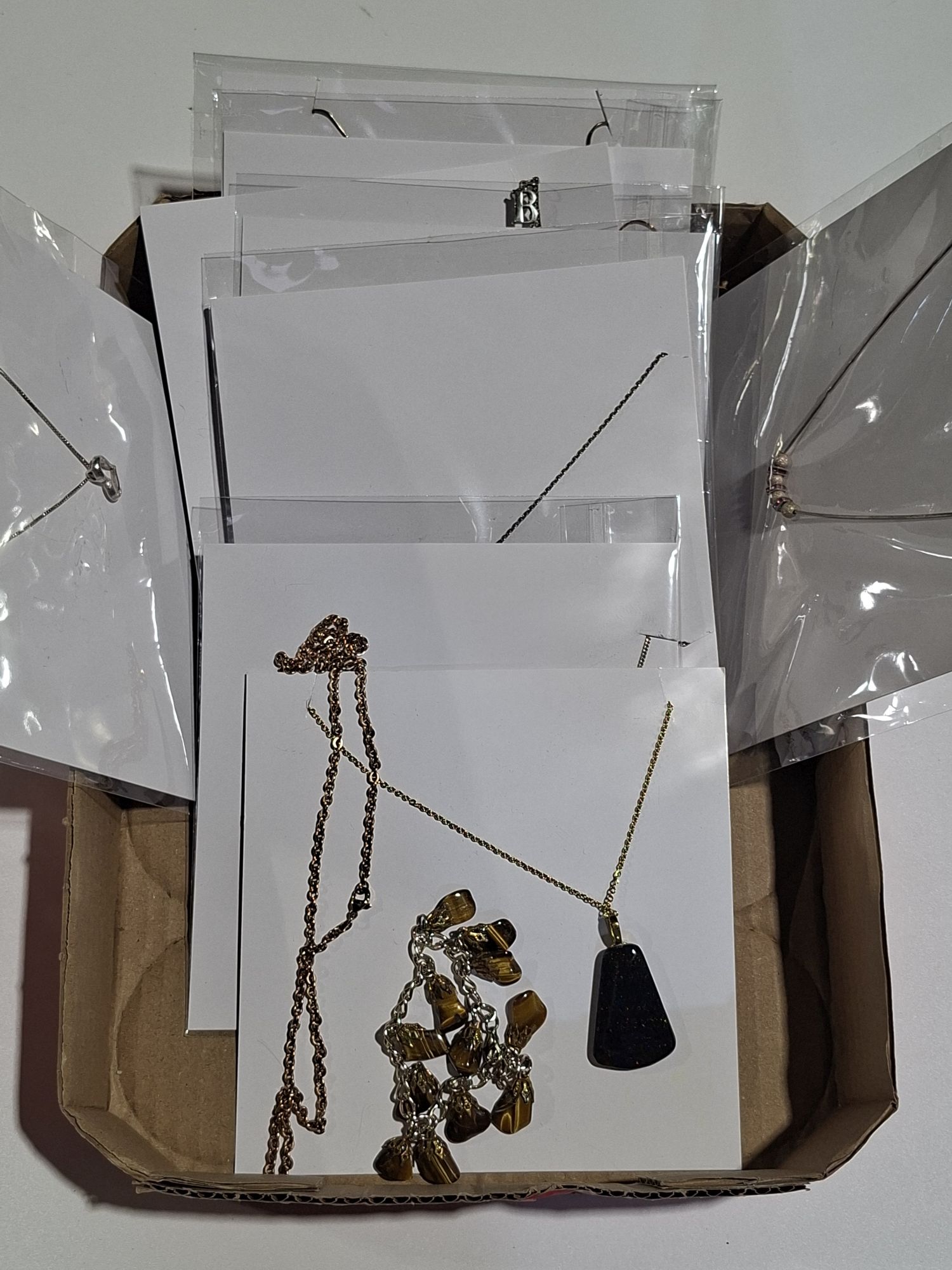 MODERN DESIGN JEWELLERY