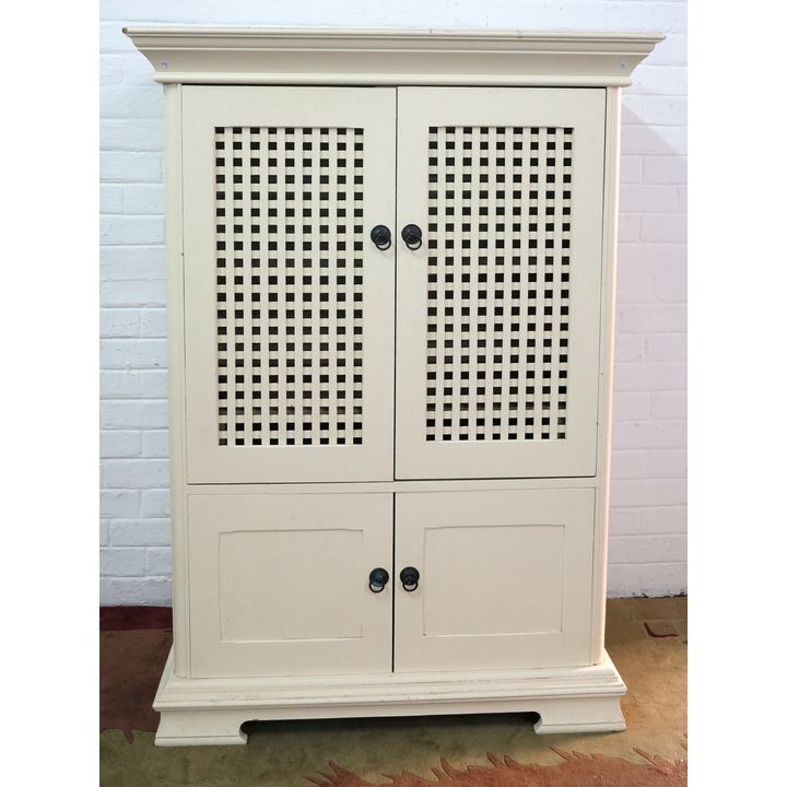 TELEVISION CABINET