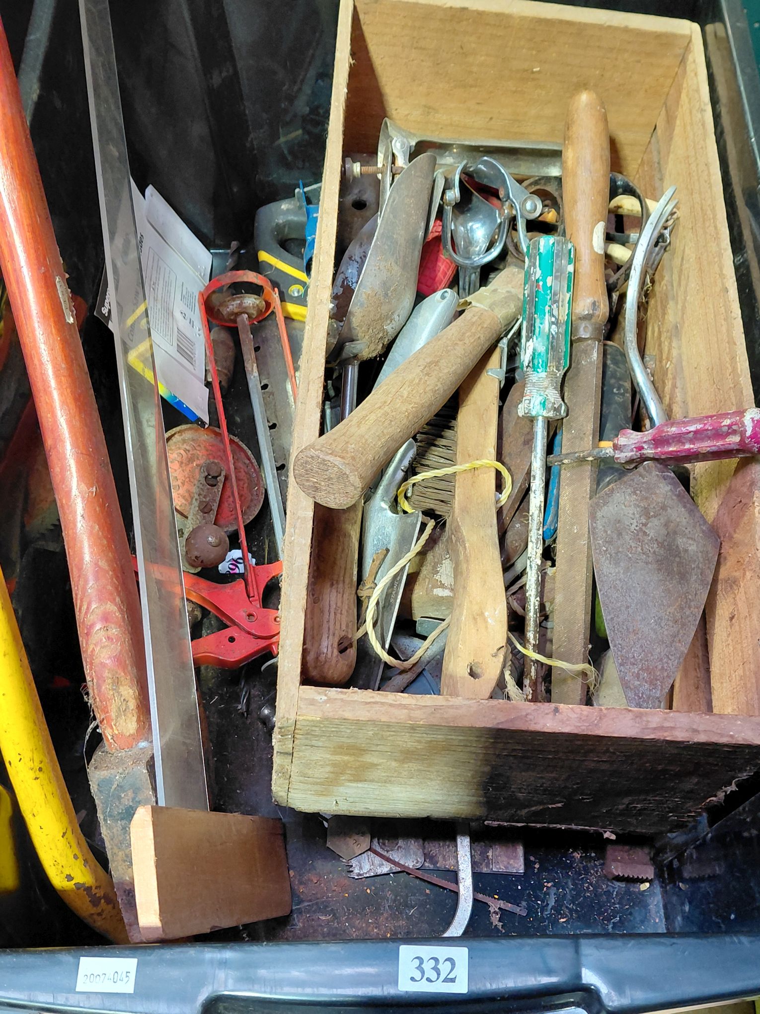 332 · HAND TOOLS
