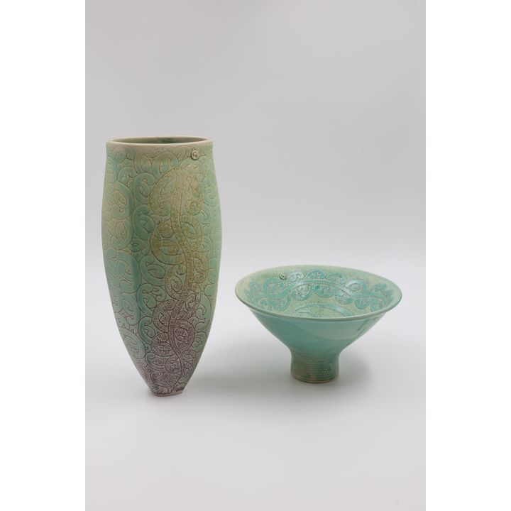 Sang Sool Shim & Keum Sun Lee - Set of Māori inspired porcelains
