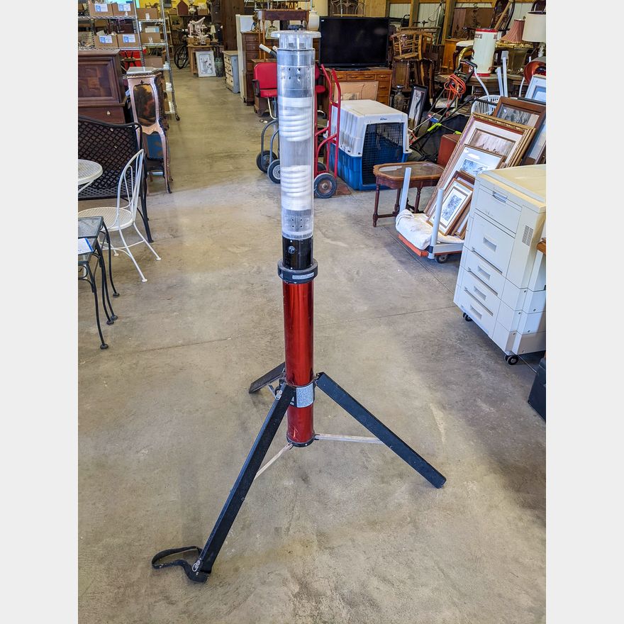 Husky WLB3H Tripod Standing Portable Work Light Brooks Auction