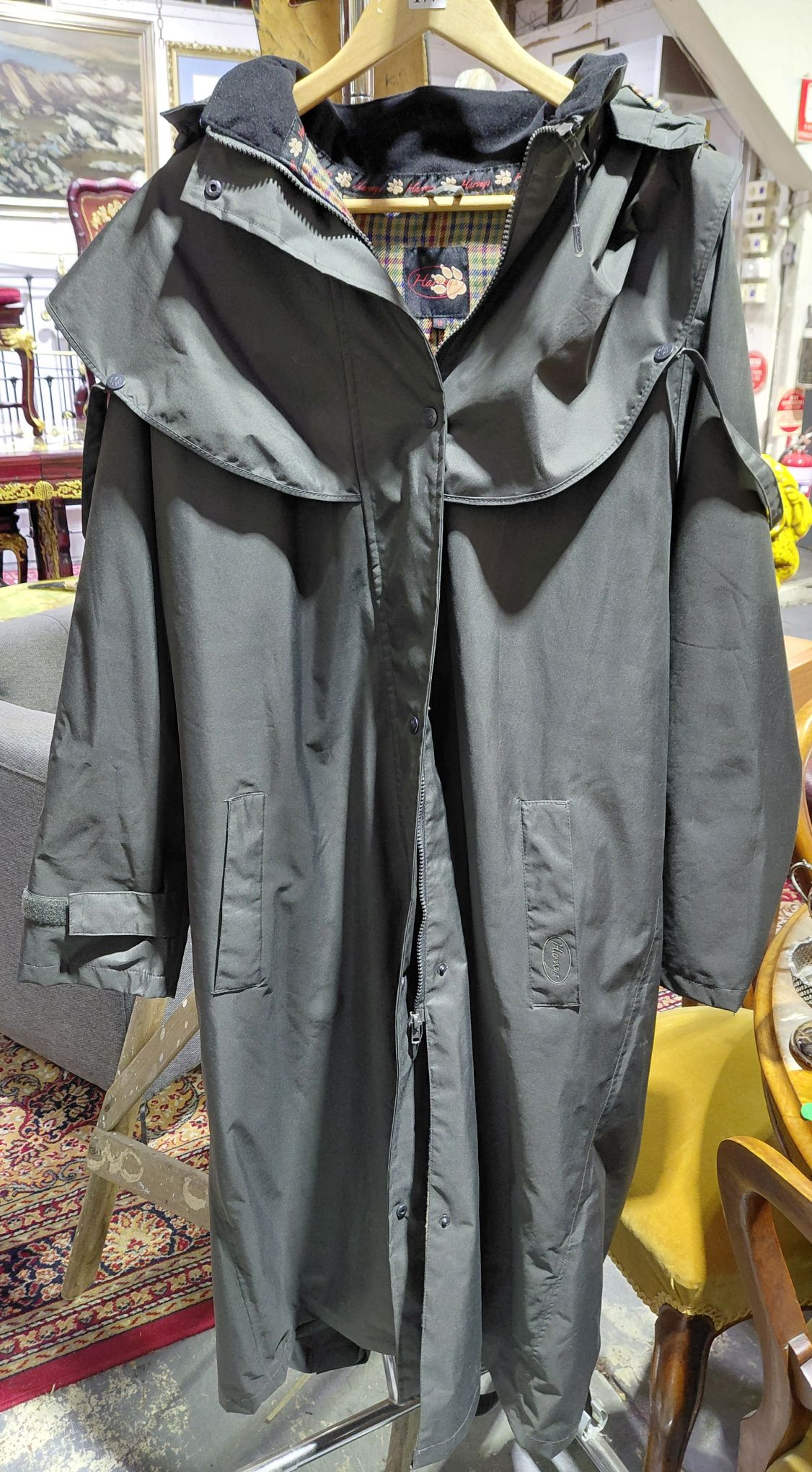 177 · HARVEYS ENGLISH OVERCOAT