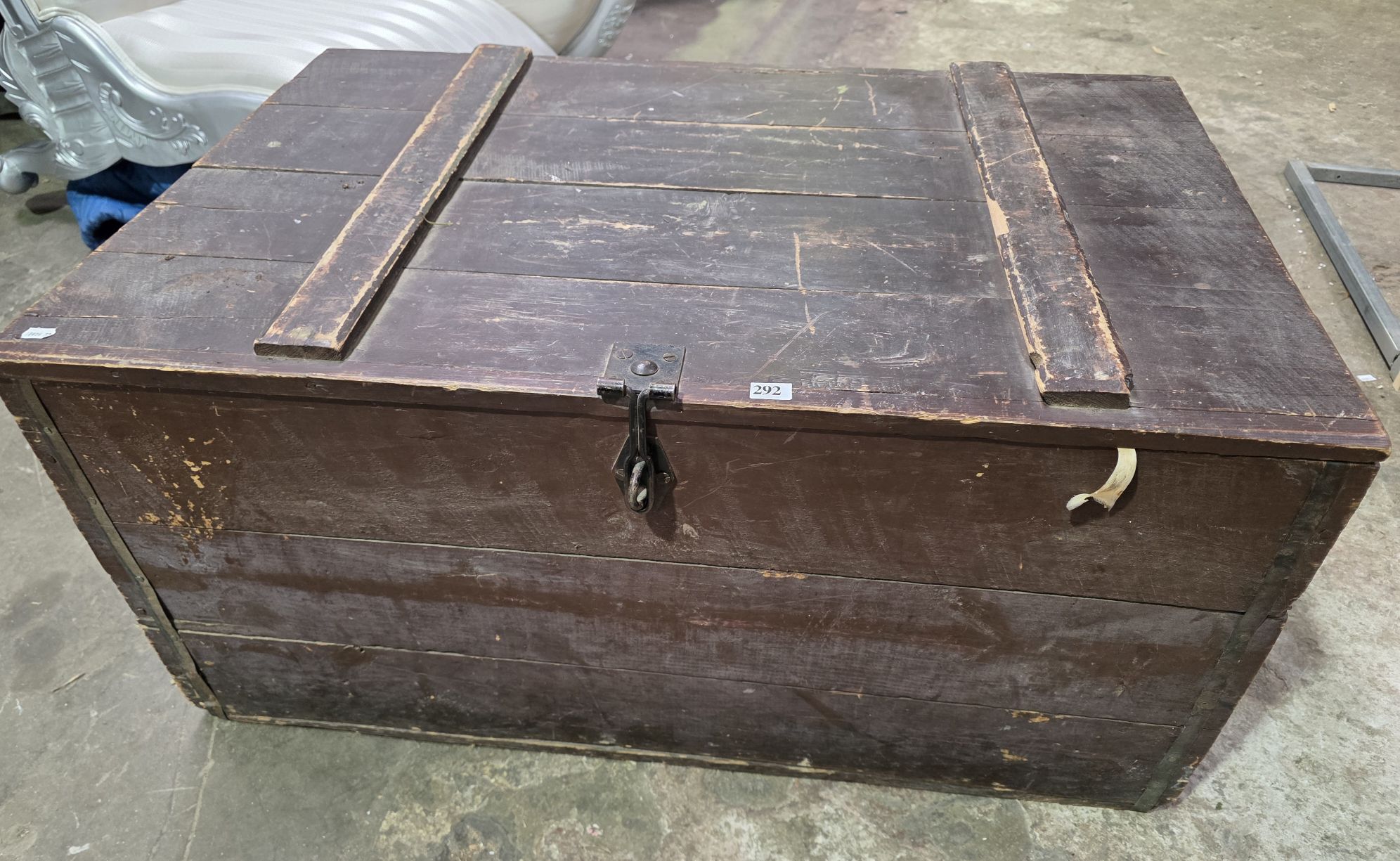 ANTIQUE TRUNK