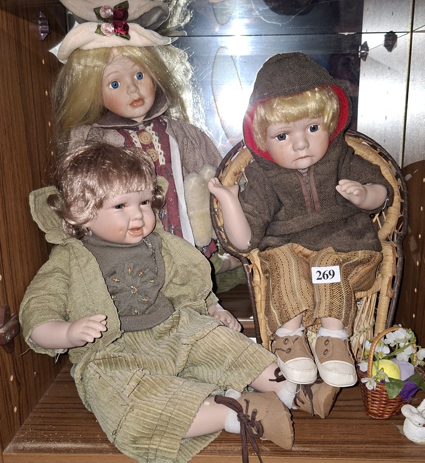 269 · 3 LIFE LIKE CERAMIC DOLLS