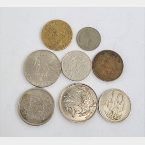 ASSORTED ANTIQUE COINS FROM VARIOUS COUNTRIES