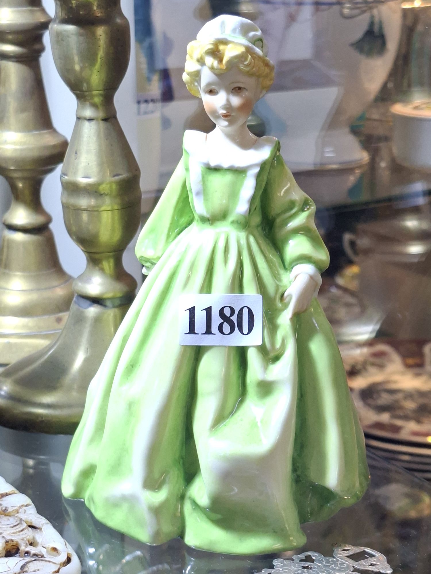 1180 · GRANDMOTHERS DRESS
