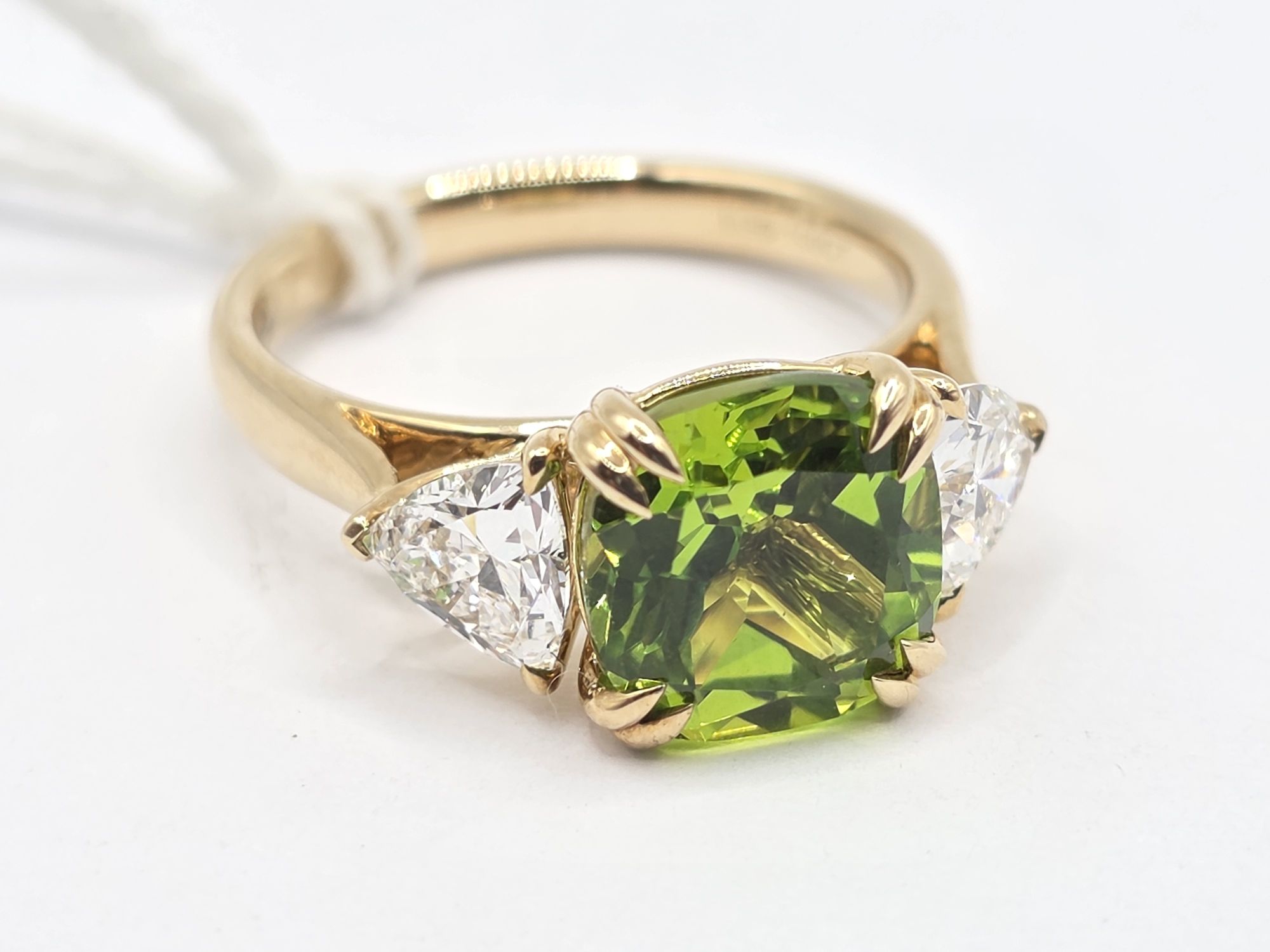 299 · 9CT GOLD COCKTAIL RING