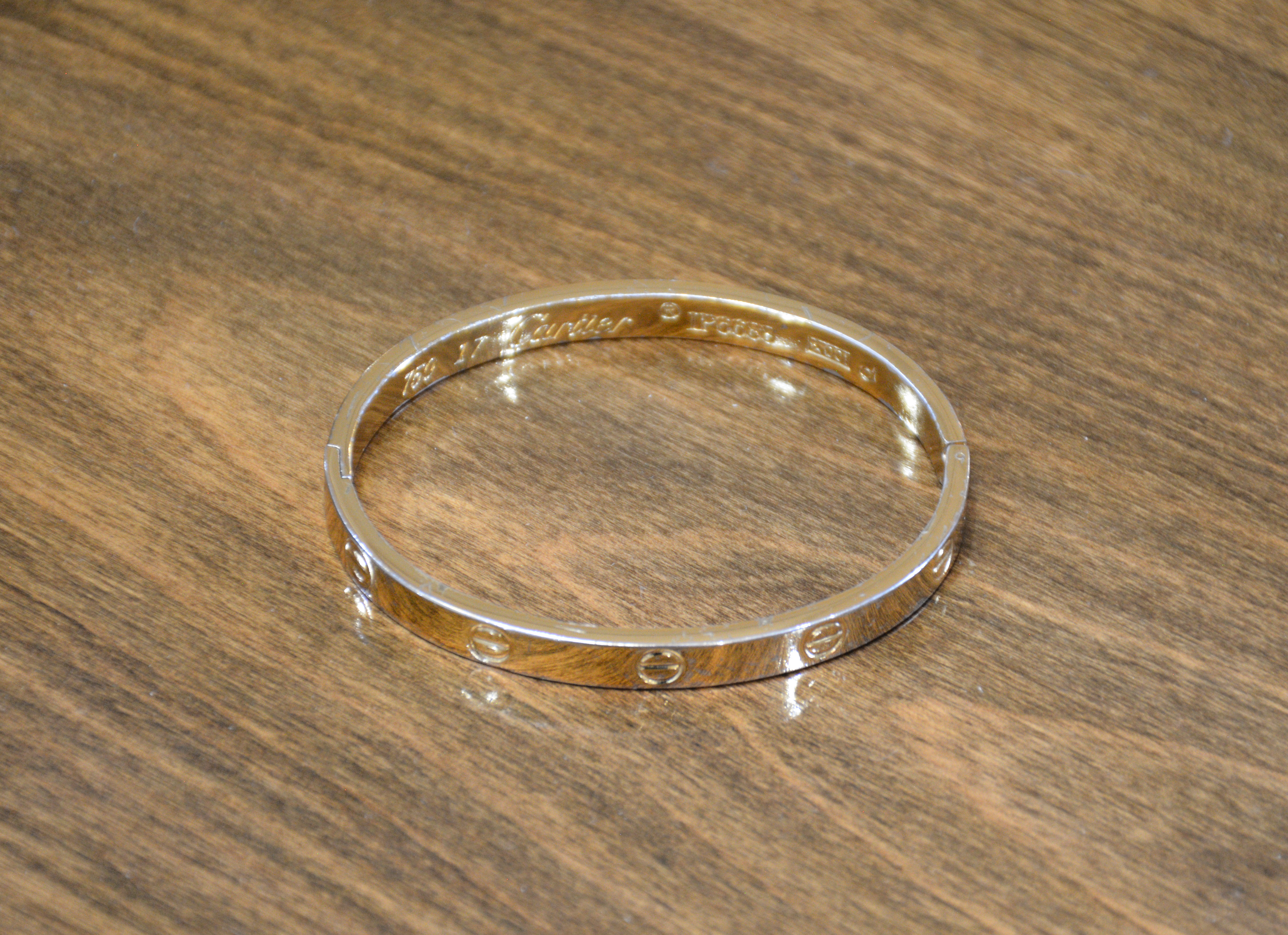 Bracelet Marked 'Cartier 750 17" — NZ auction result
