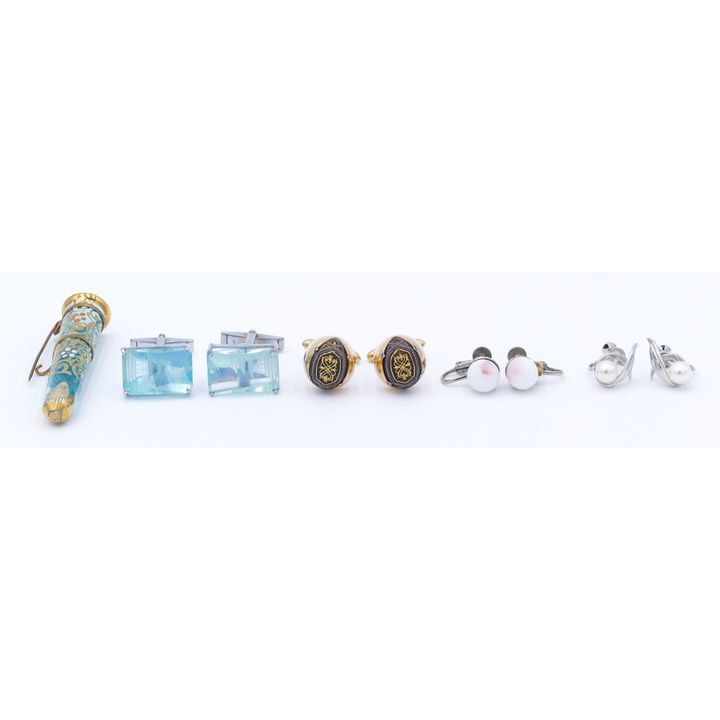Box Vintage Cufflinks & Earrings