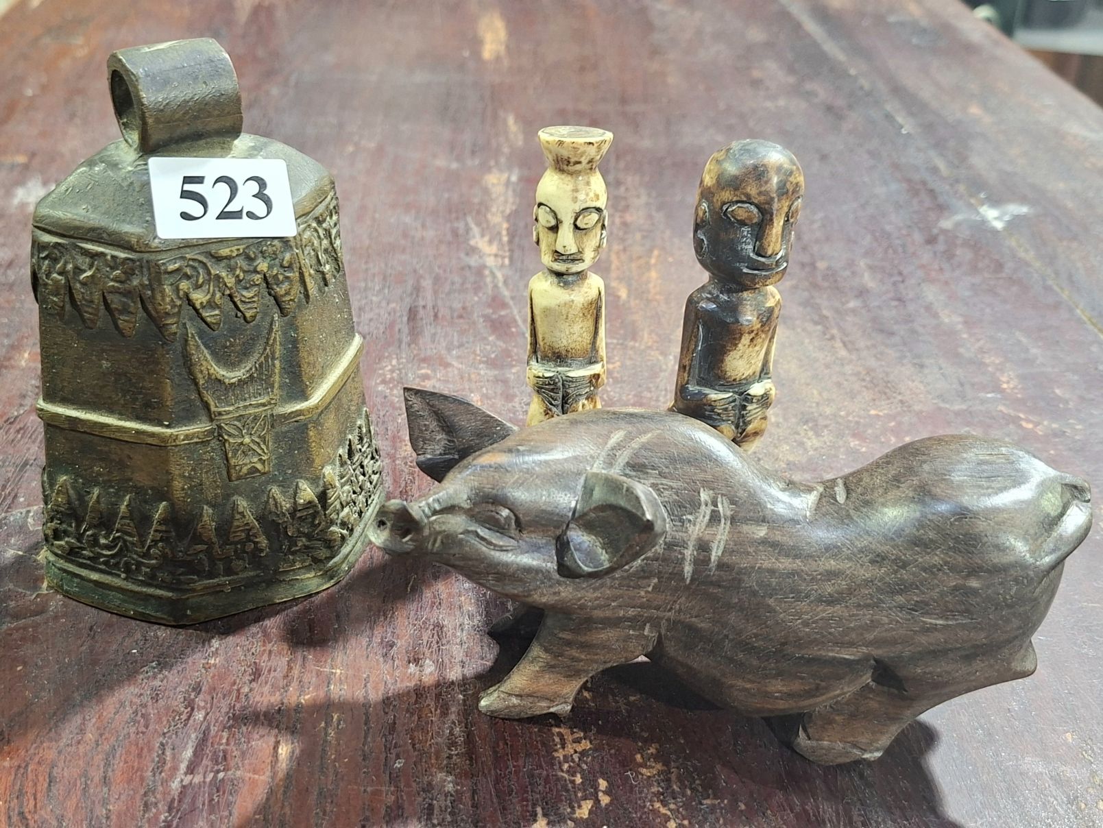 523 · NORTH SUMATRA CARVED FIGURES