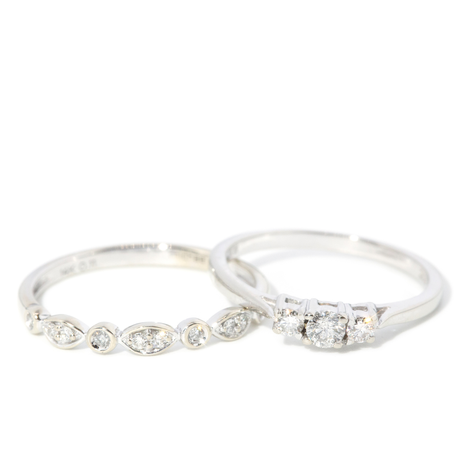 82 · Two Diamond Rings in 14ct Gold