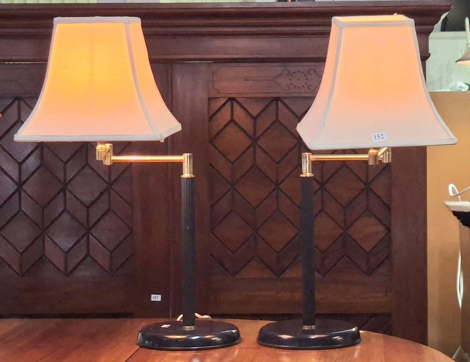 152 · SIDE LAMPS