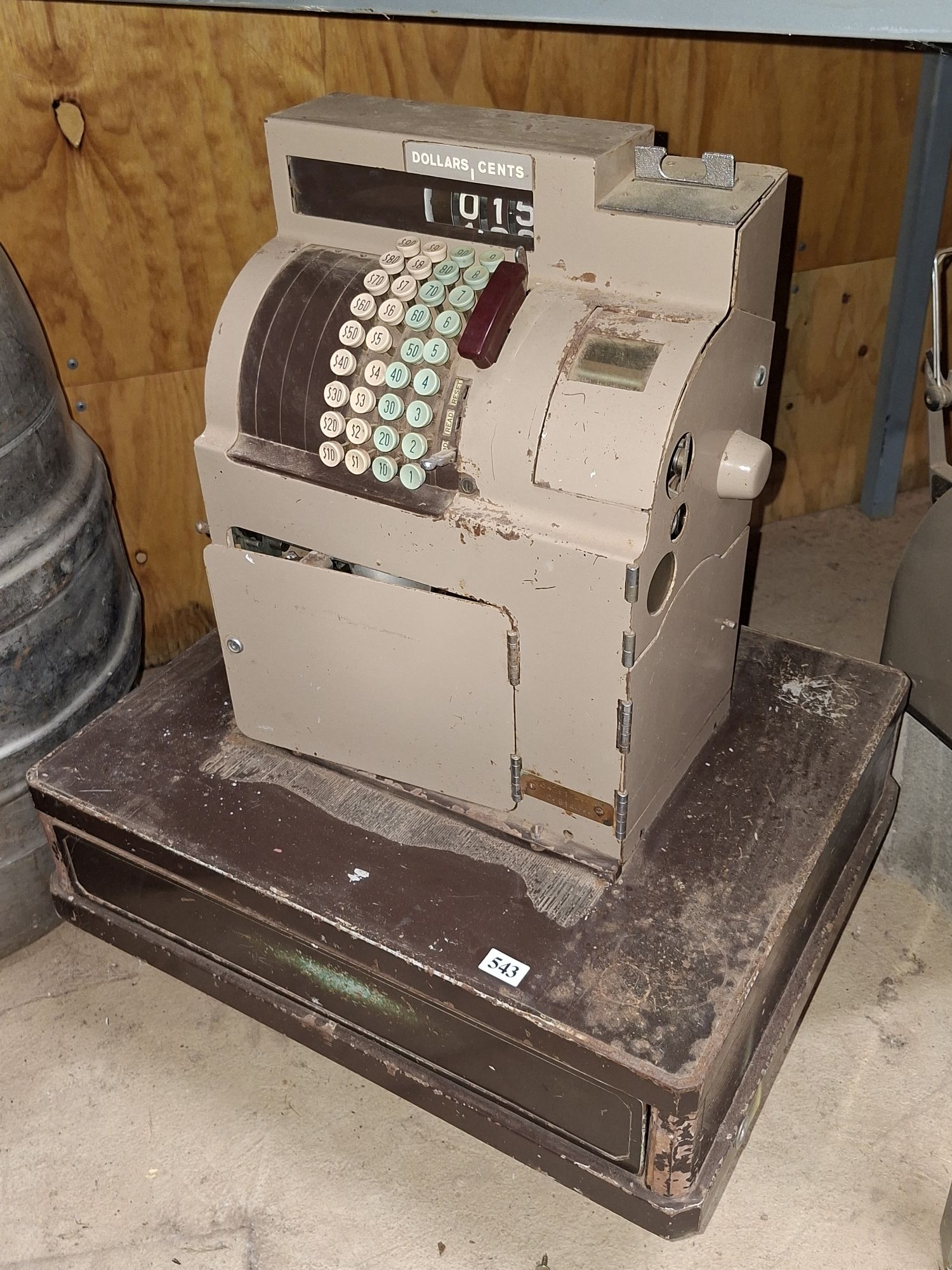 VINTAGE CASH REGISTER