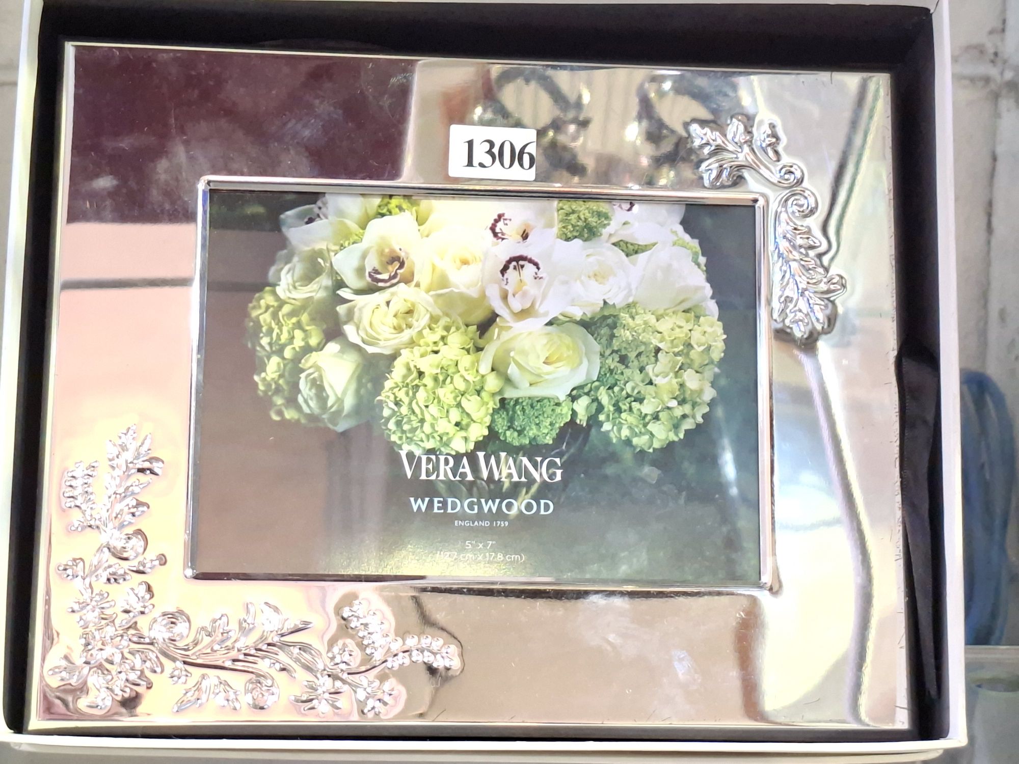 WEDGWOOD VERA WANG GUEST BOOK