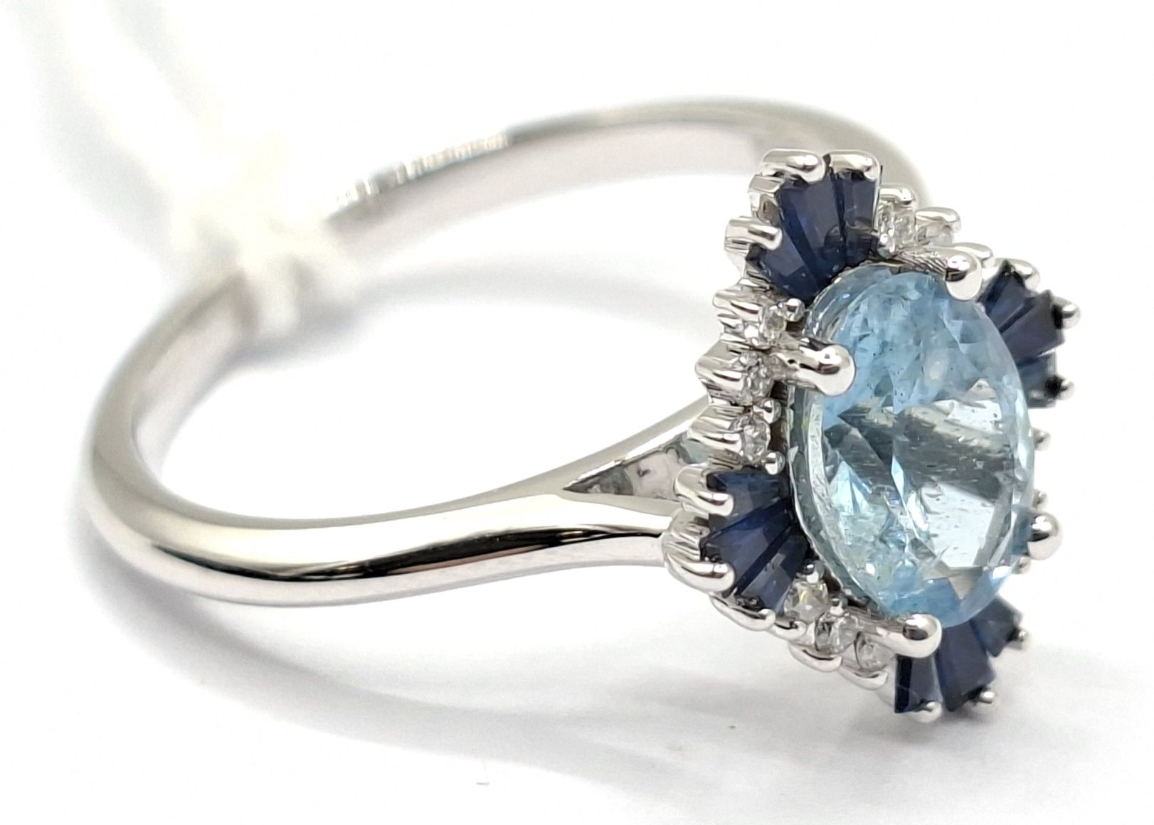 14k Yellow Gold Aquamarine And Sapphire Ring