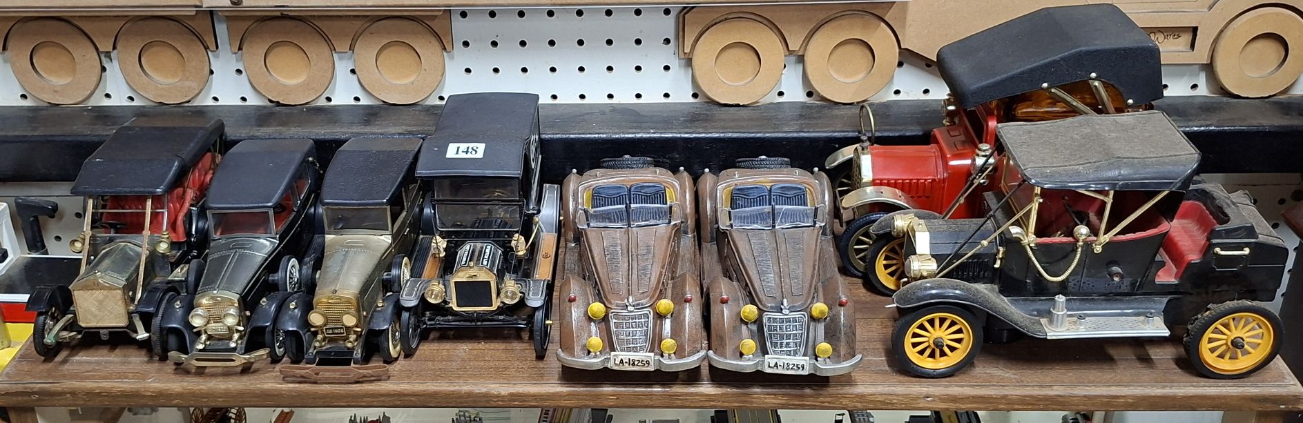 148 · OLD TIMER VEHICLES
