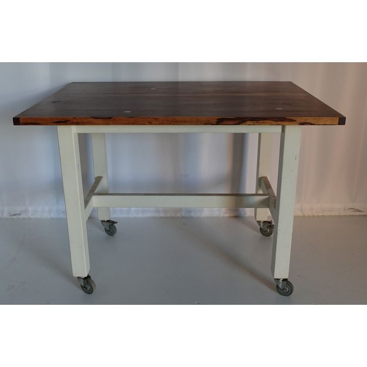 KITCHEN TABLE