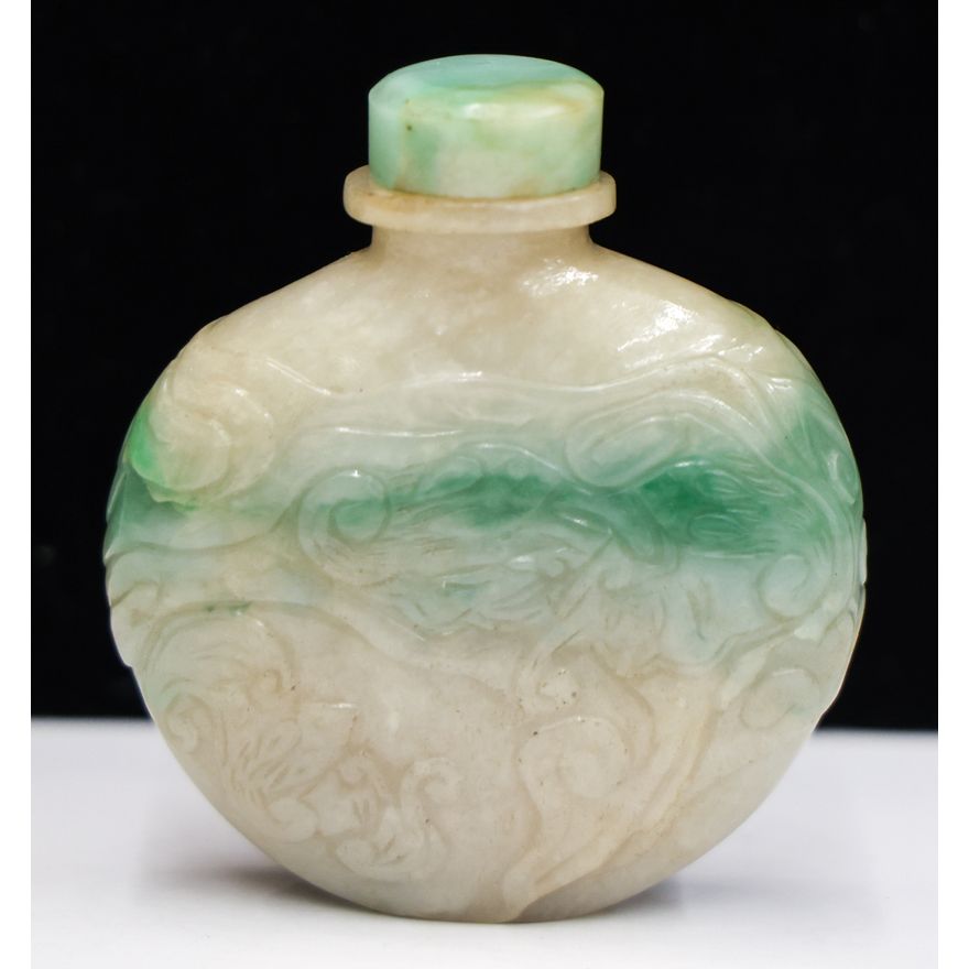 Chinese Jadeite Bat Motif Snuff Bottle