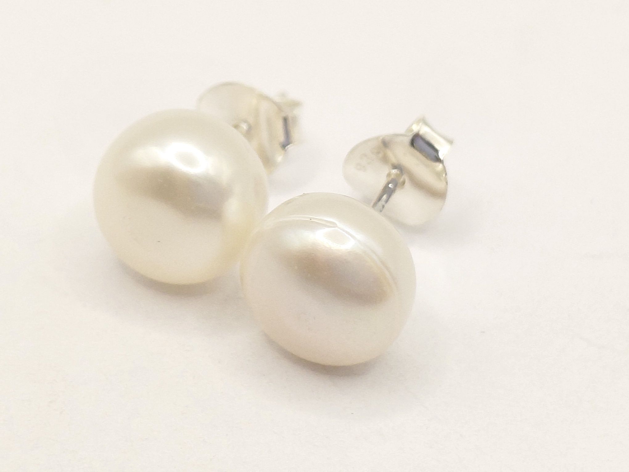 Fresh Water Pearl Earrings