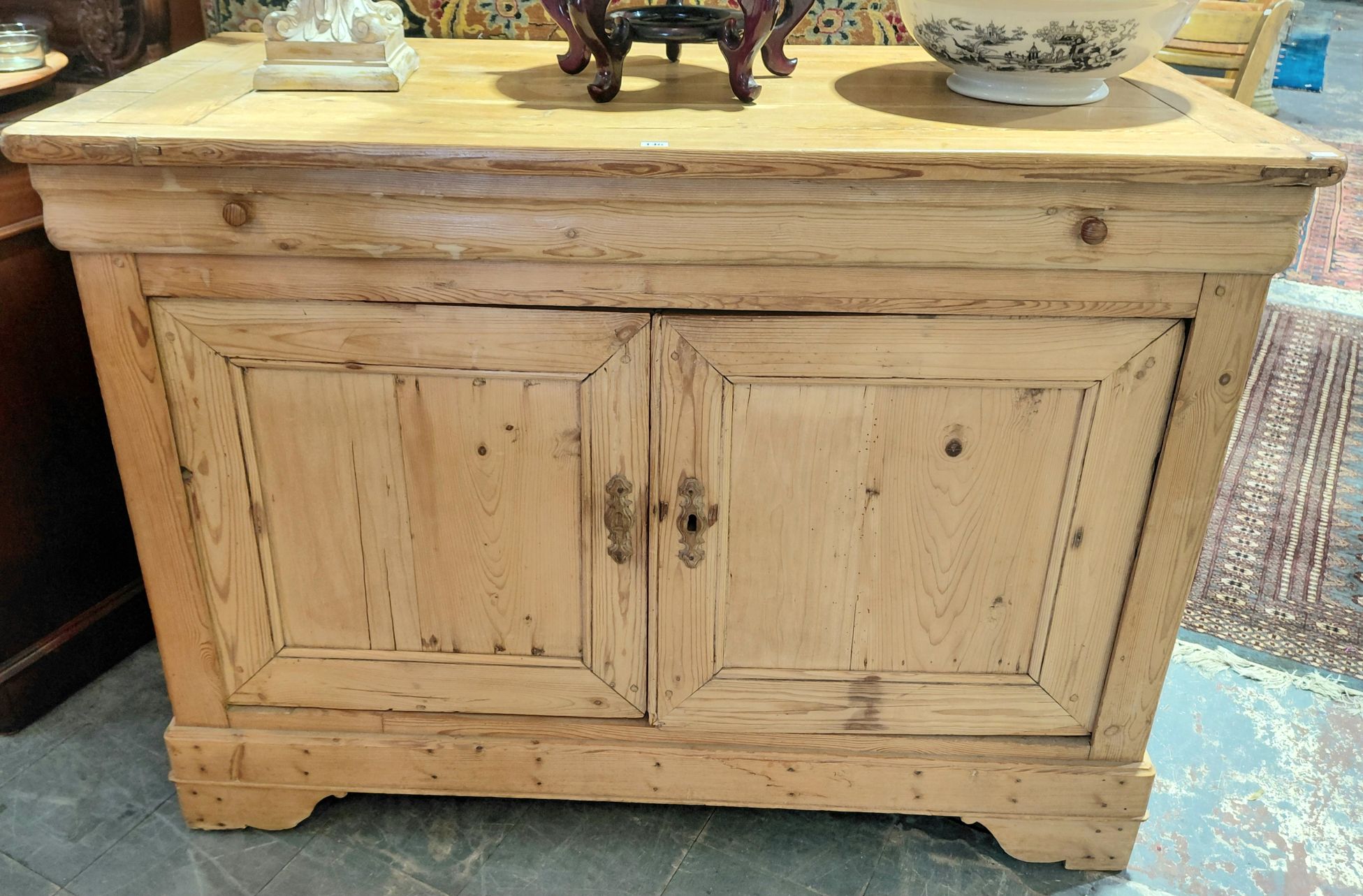 146 · SCANDINAVIAN PROVINCIAL PINE BUFFET