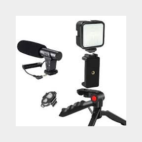 We Love Gadgets Vlogging Smartphone Video Rig Kit - 4-in-1 Vlogging Smartphone video rig kit. 51748/11954 SN B1 (S8)