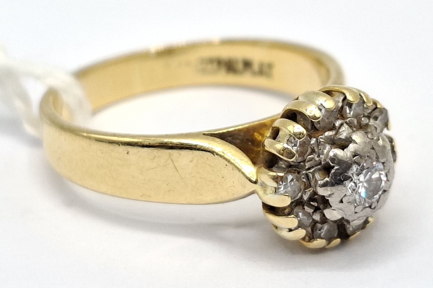 18ct Gold Diamond Ring