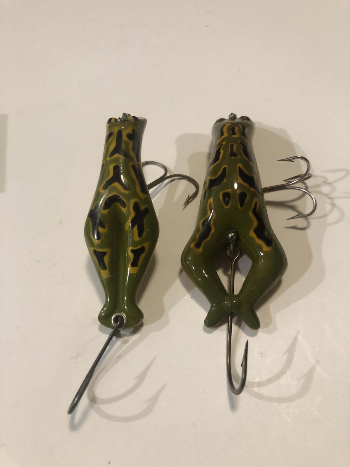 VERY NEAT TRIO OF EARLY FROG BAITS