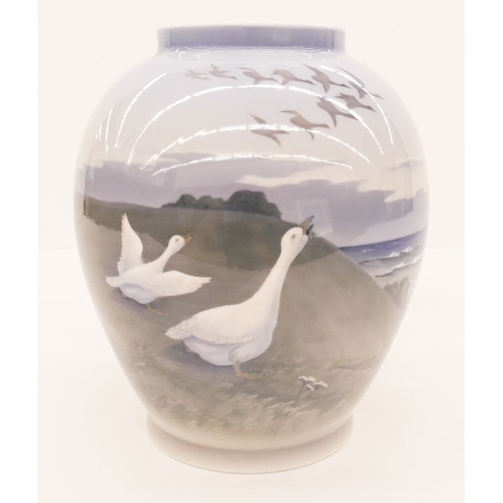 Royal Copenhagen 1508 Geese Large Porcelain Vase