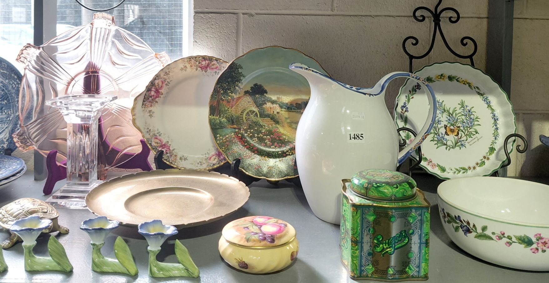 Ceramics, Brass And Homewares