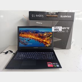 GIGABYTE SABRE 15G-V8 CORE I7 GTX1050 4GB GAMING NOTEBOOK