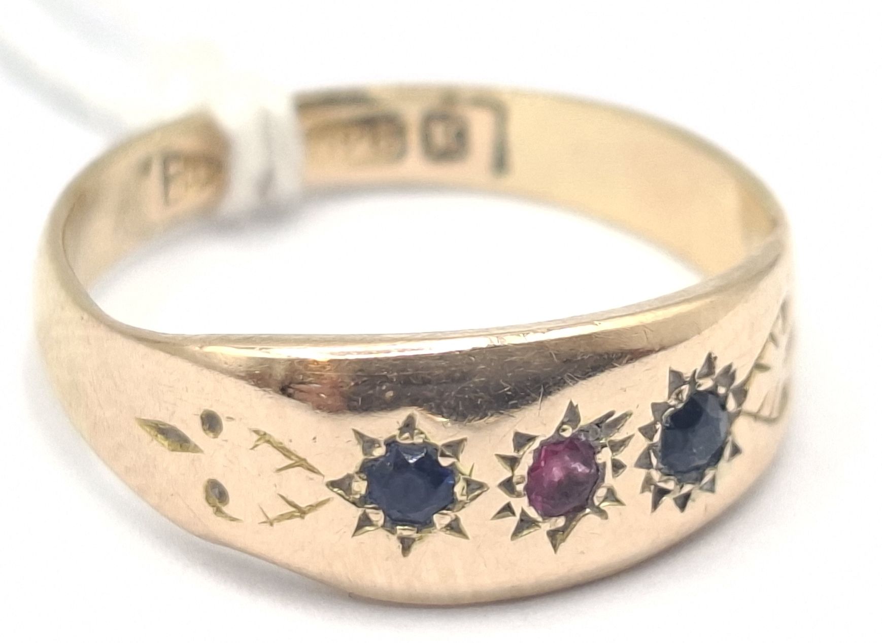 353 · 15CT GOLD RING