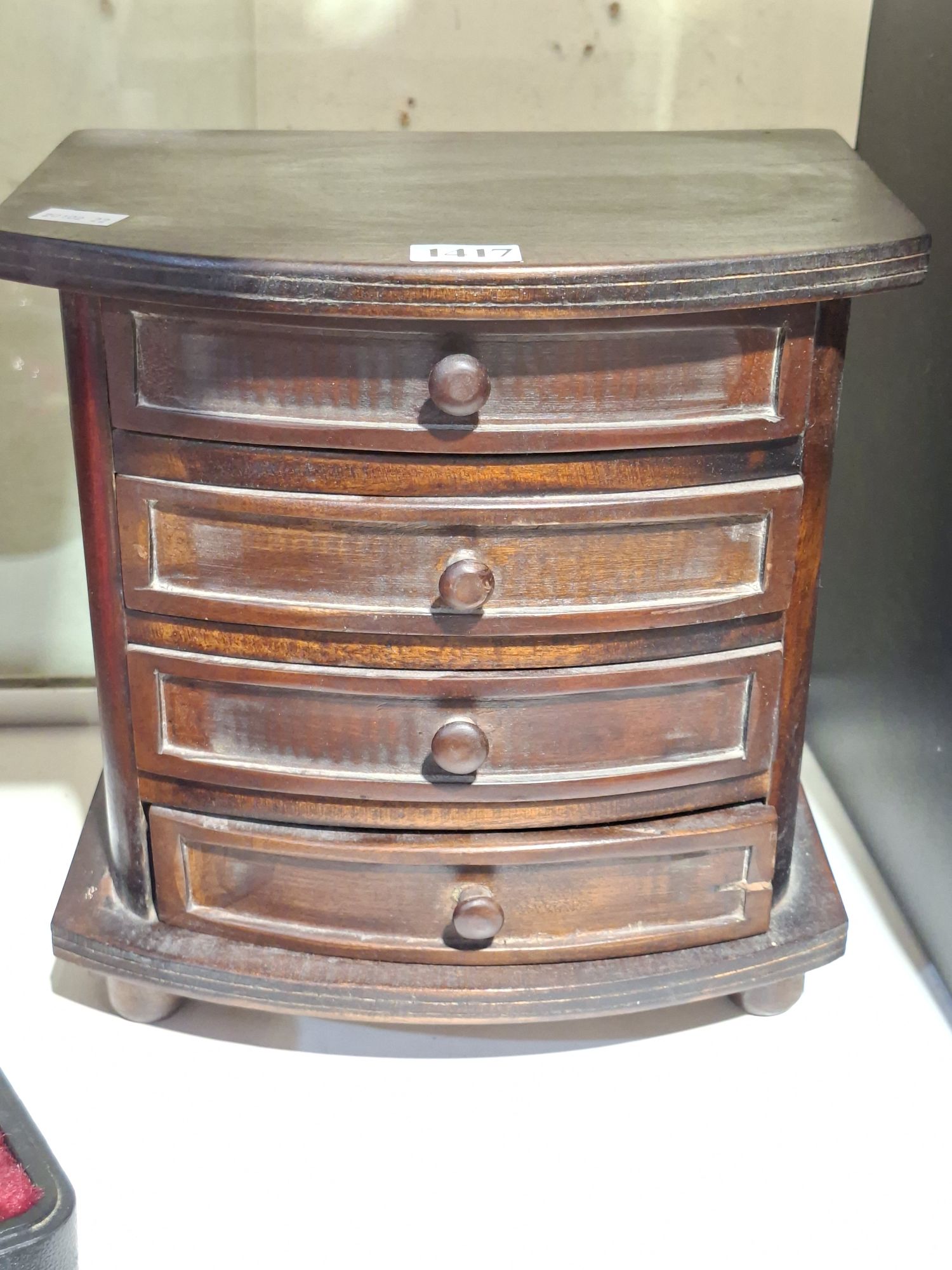 1417 · MINIATURE CHEST