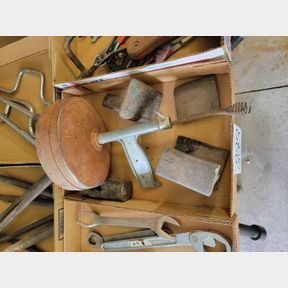 Assorted Anvil pieces, sewer snake and sledge head