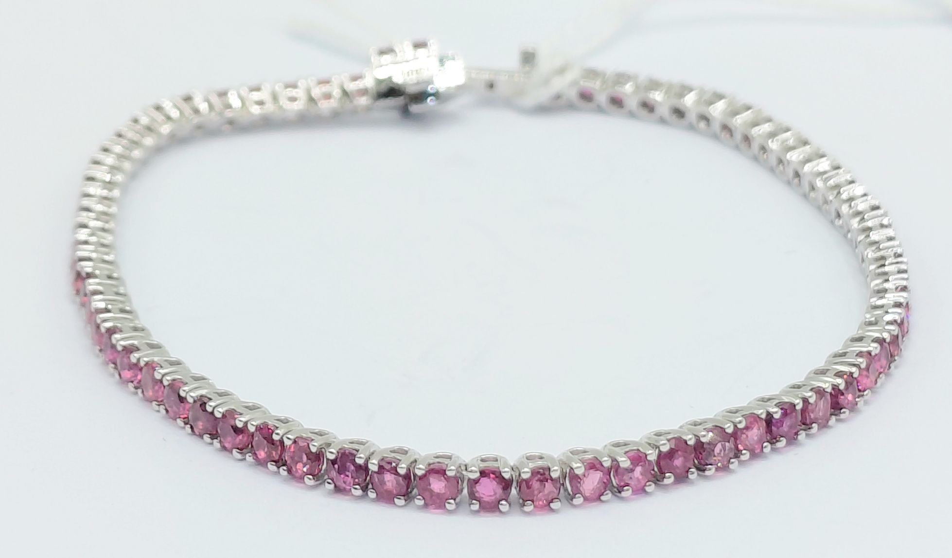 9ct Gold Line Bracelet