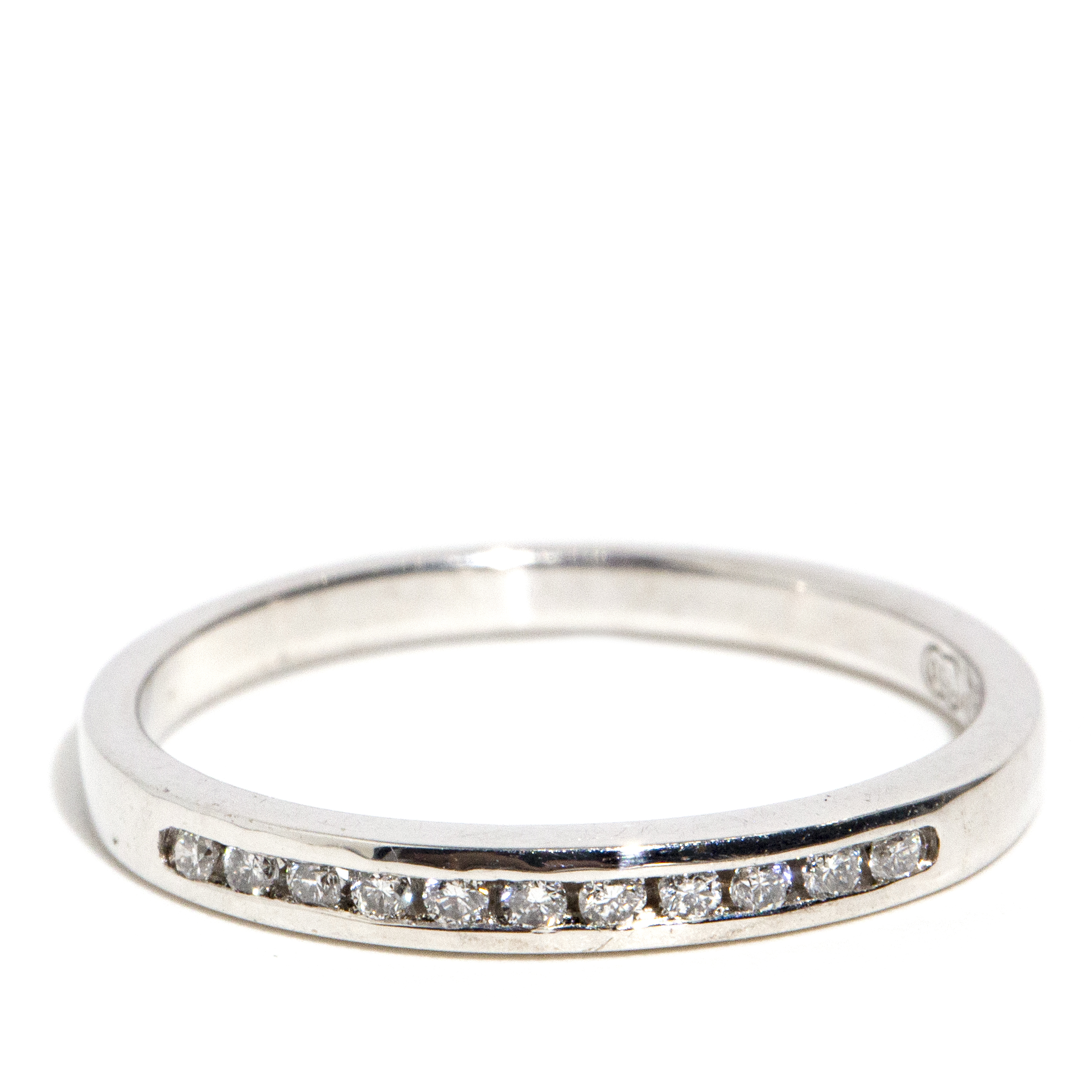 56 · 18 Carat Gold Diamond Ring
