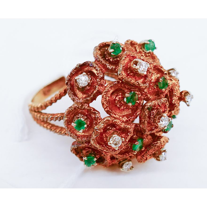 Ladies 14K Diamond & Emerald Cluster Ring- Size 8-  20.5g