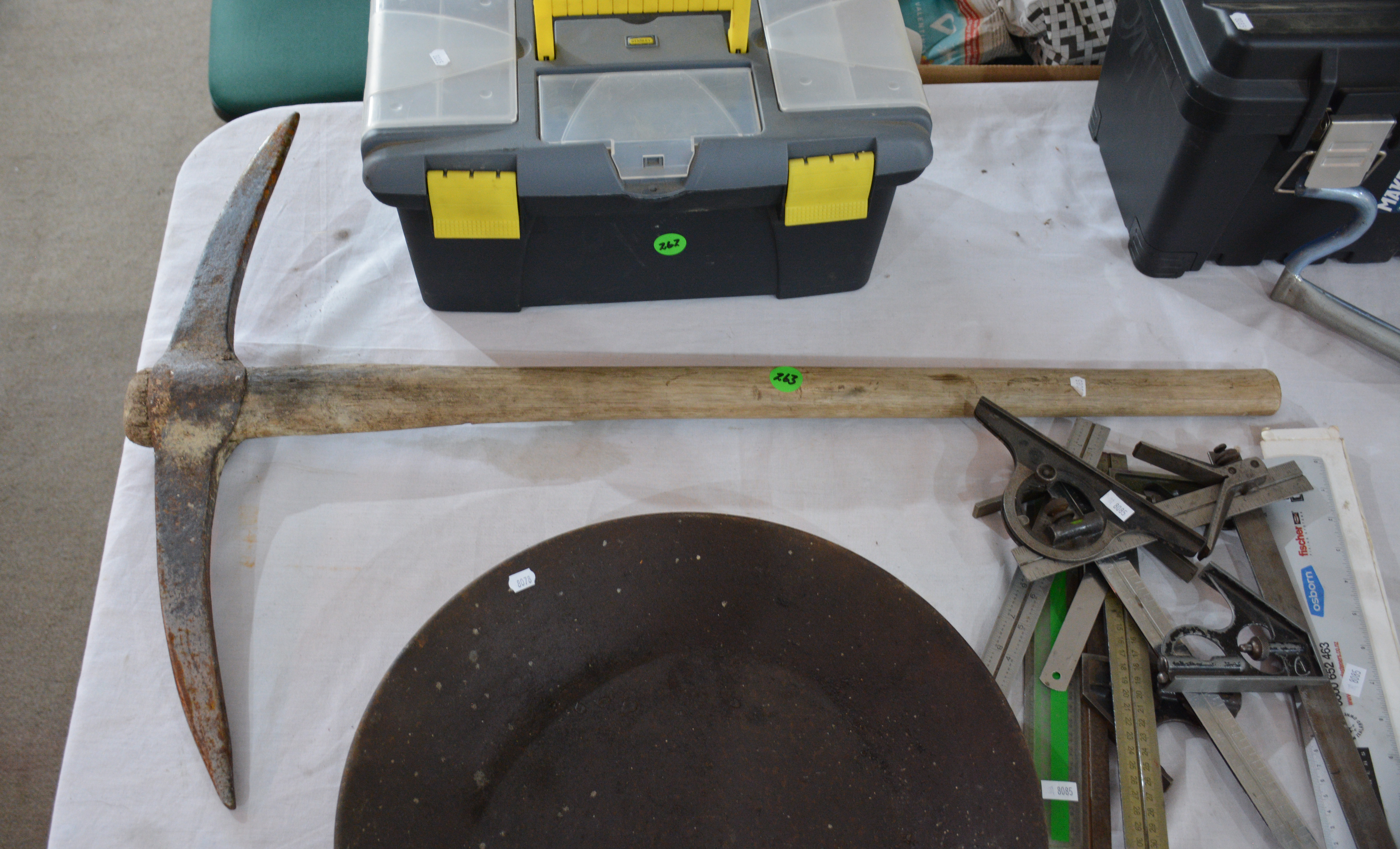 Vintage Pickaxe — NZ auction result