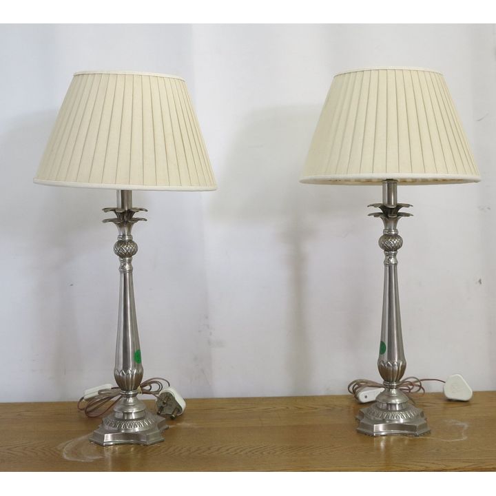 PAIR OF TABLE LAMPS